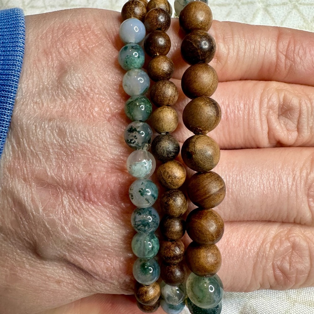 Handmade gemstone bracelets - Picture 3 of 4